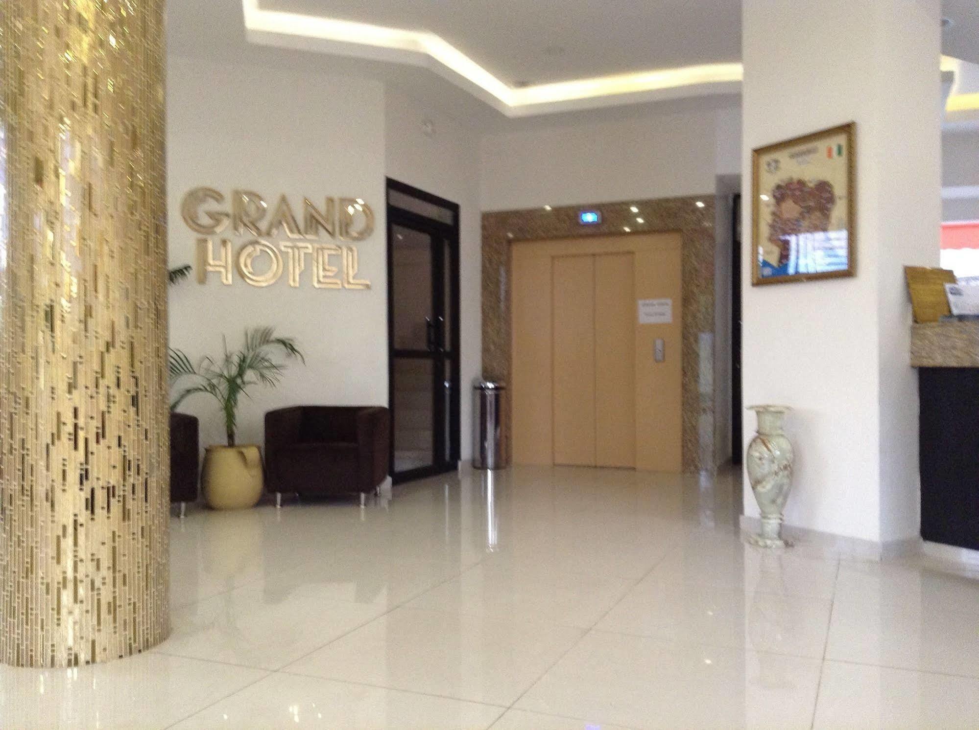Le Grand Hotel d'Abidjan Exterior foto